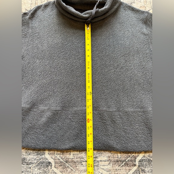 Lululemon Athletica Retreat Yourself Pullover Gray L/XL - Picture 7 of 9